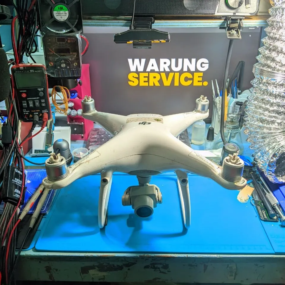 Gimbal DJI Phantom 4 Pro Bunyi dan Tidak Stabil? Segera Servis di Warung Service Pangkalan Bun