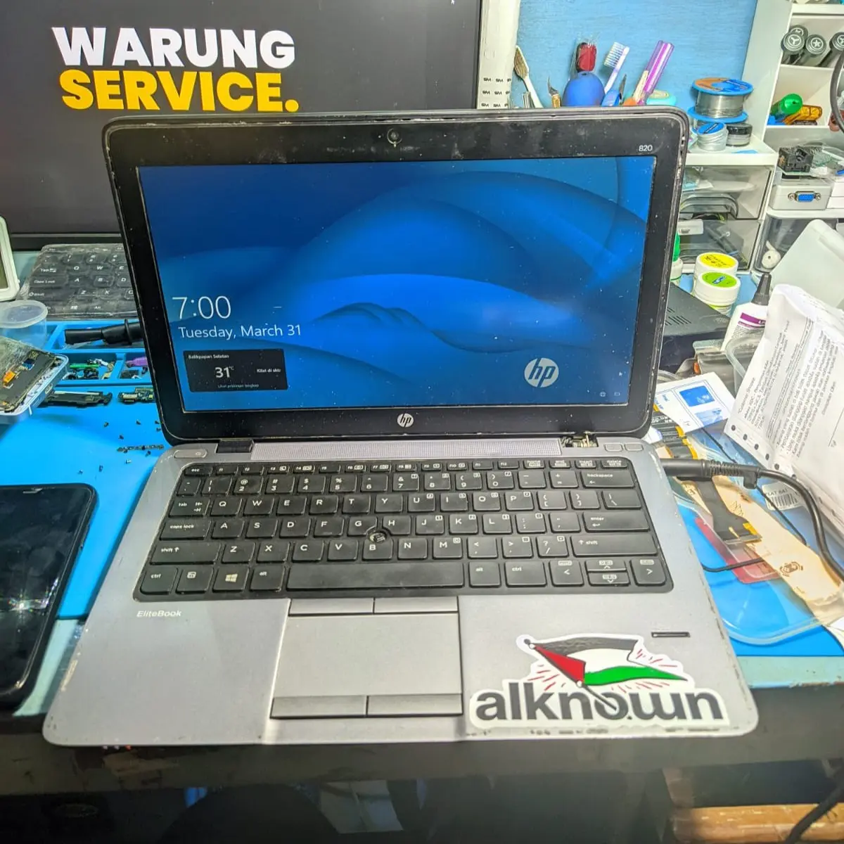 Laptop HP EliteBook 820 Mati Total? Ini Penanganan yang Dilakukan